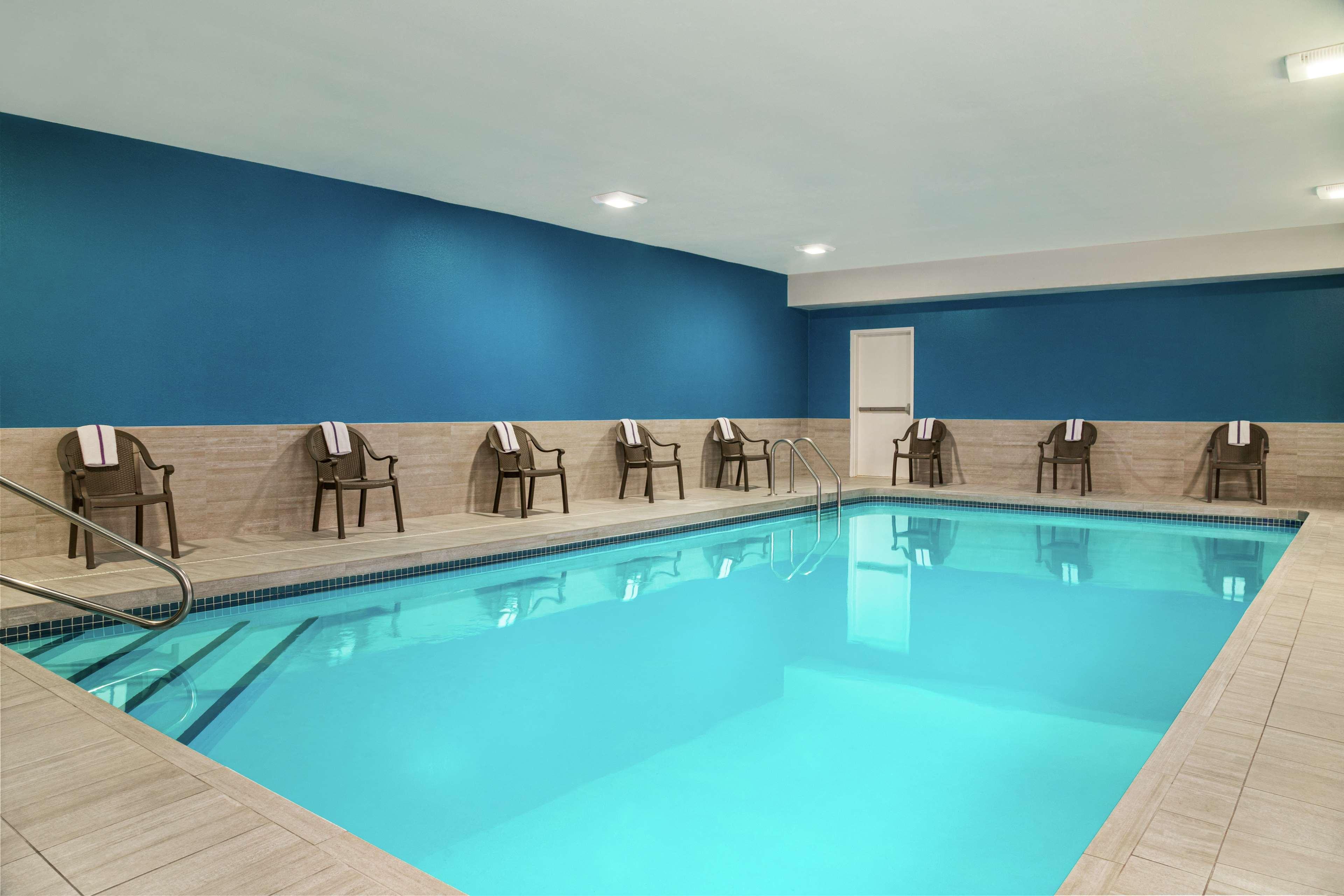 Hampton Inn Kansas City Блу-Спрингс Экстерьер фото