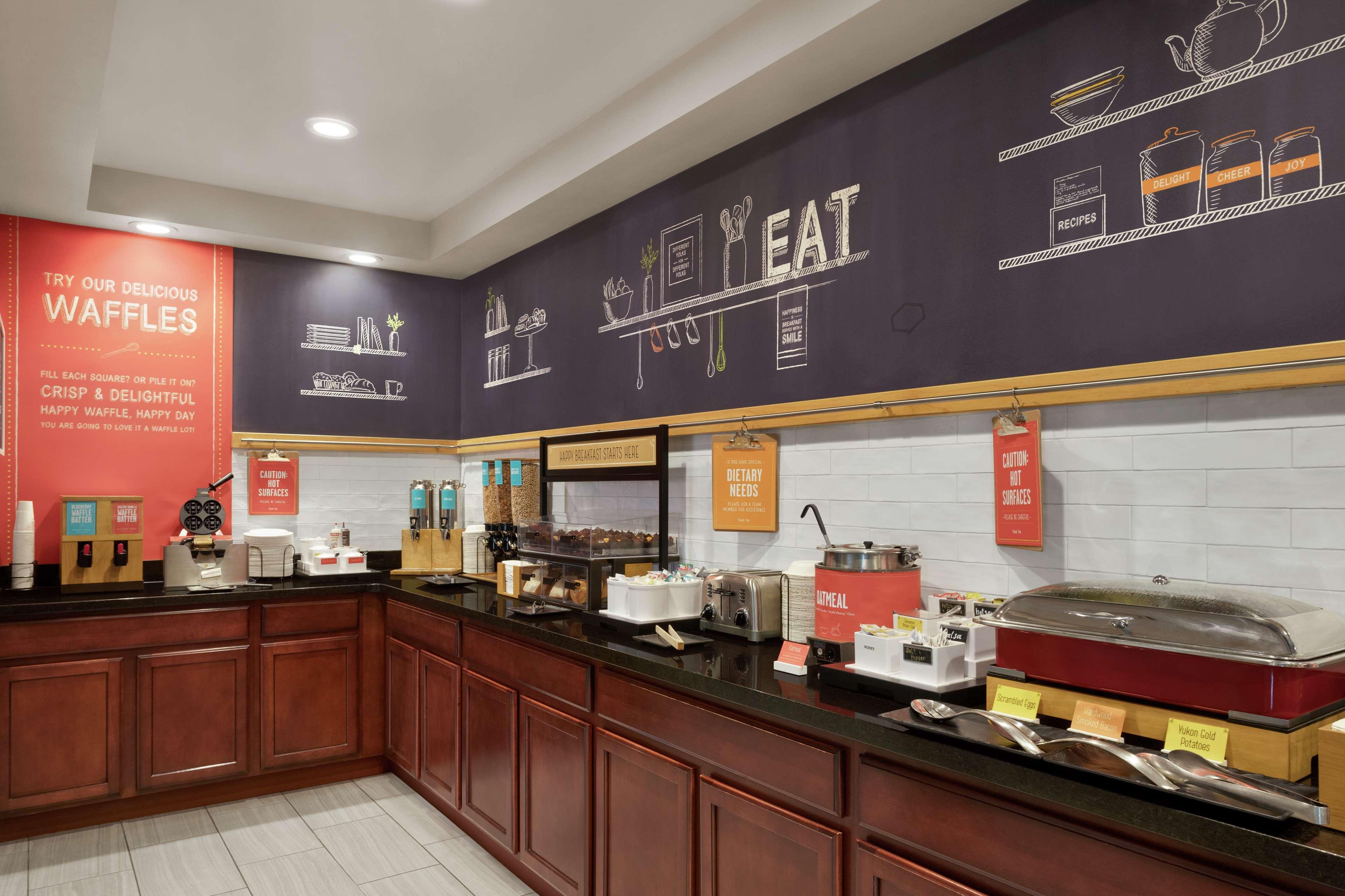 Hampton Inn Kansas City Блу-Спрингс Экстерьер фото