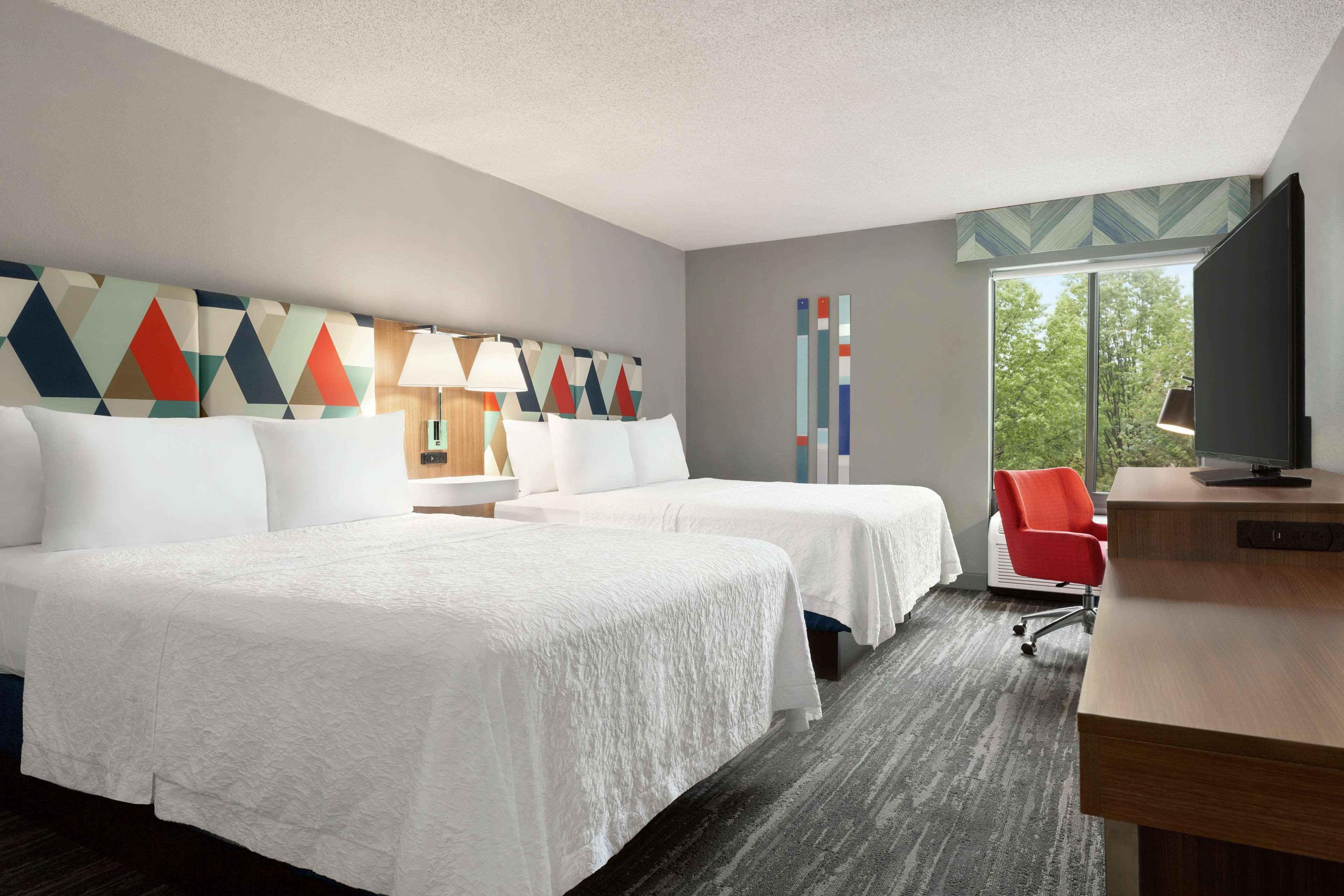 Hampton Inn Kansas City Блу-Спрингс Экстерьер фото