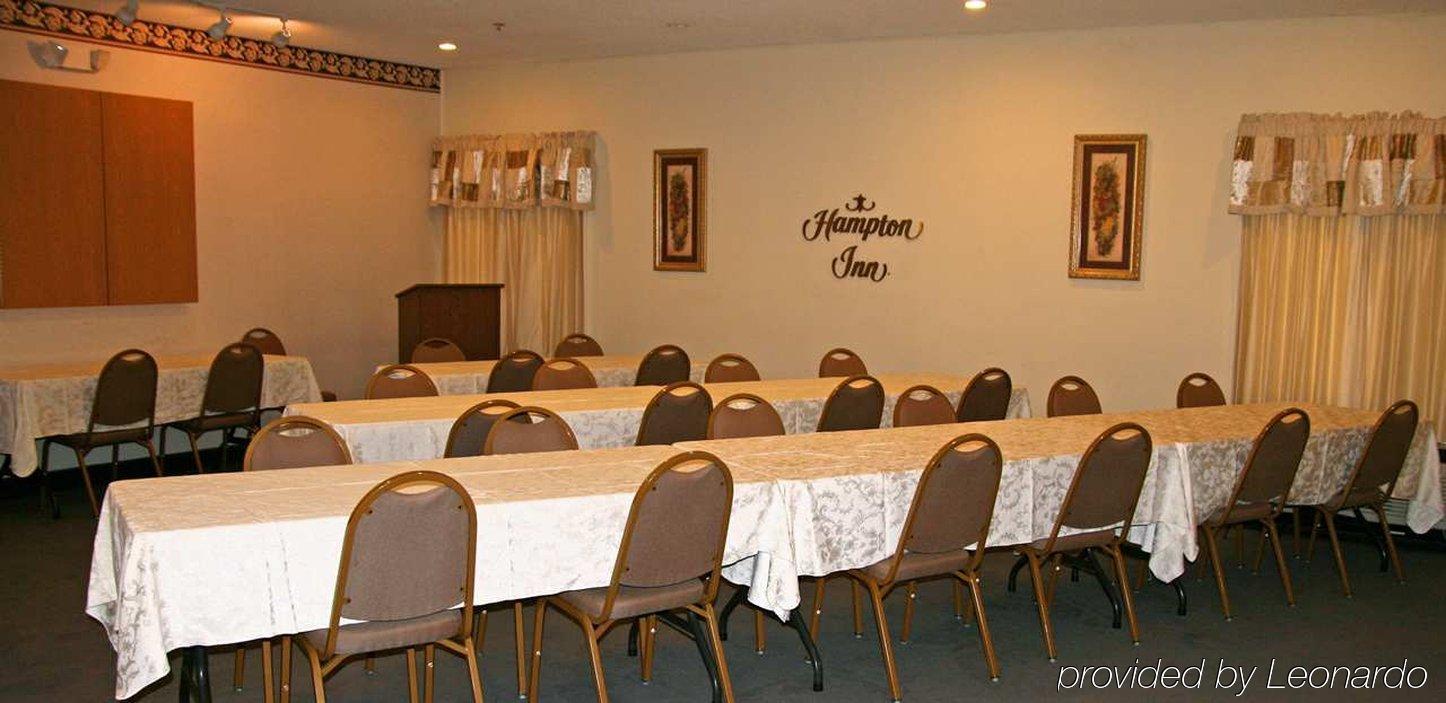 Hampton Inn Kansas City Блу-Спрингс Удобства фото
